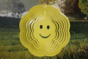 61014-10inchSmileyFace-Yellow